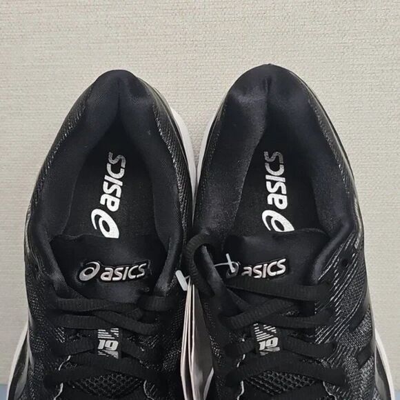NEW ASICS Gel Nimbus 19 Black Onyx Silver Womens 7 US Medium 38 EUR T750N - Picture 7 of 10